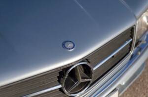 Image 71/100 of Mercedes-Benz 500 SEL (1983)