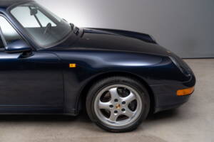 Image 8/24 of Porsche 911 Carrera (1993)