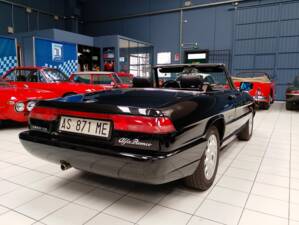 Immagine 12/55 di Alfa Romeo 2.0 Spider (1993)