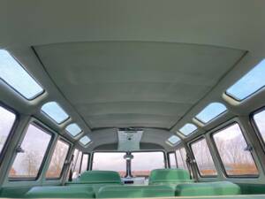 Imagen 13/19 de Volkswagen T1 Samba 1.2 (1959)