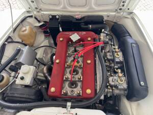 Image 42/99 of Alfa Romeo Giulia 1750 GT Am (1971)