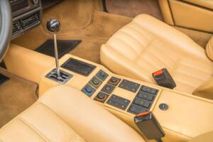 Bild 35/43 von Ferrari 328 GTS (1985)