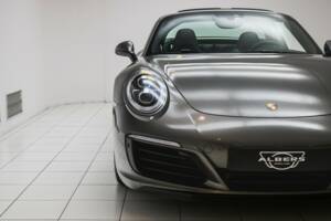 Image 12/20 of Porsche 911 Targa 4S (2016)