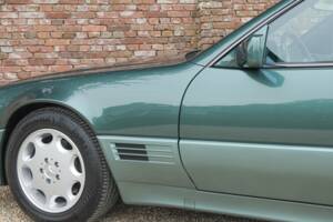 Obraz 28/50 pojazdu Mercedes-Benz 300 SL-24 (1992)