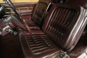 Image 13/19 de Oldsmobile Toronado (1985)