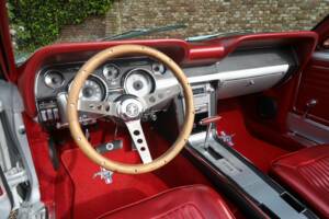 Immagine 14/50 di Ford Mustang GT (1968)