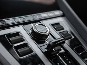 Bild 14/16 von Aston Martin DB12 (2023)