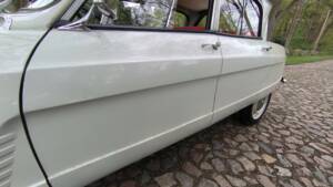 Bild 4/57 von Citroën Ami 6 Berline (1961)