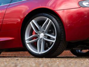 Afbeelding 31/81 van Aston Martin DB 9 Volante (2015)