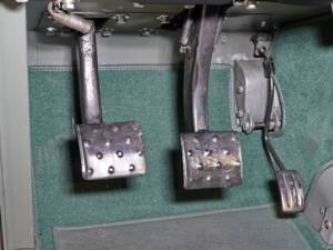 Bild 28/49 von Land Rover 109 (1982)