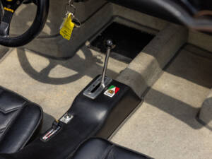 Image 21/44 of Ferrari 308 GTS Quattrovalvole (1984)