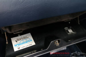 Immagine 22/50 di Mercedes-Benz 560 SL (1988)