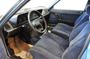 Image 17/33 of Lancia Gamma 2000 (1984)