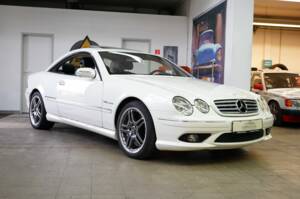 Bild 2/43 von Mercedes-Benz CL 65 AMG (2005)