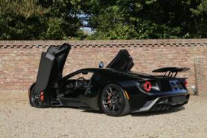 Image 2/50 of Ford GT Carbon Series (2021)