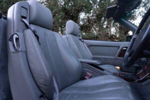 Imagen 9/15 de Mercedes-Benz 500 SL (1991)