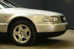 Immagine 12/50 di Audi A8 4.2 quattro (1995)