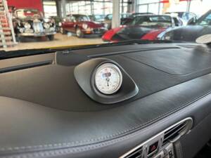 Bild 16/30 von Porsche 911 Carrera 4S (2005)