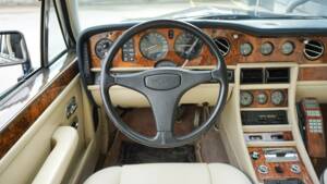 Image 25/45 of Bentley Turbo R (1988)