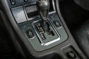 Image 18/45 of Mercedes-Benz SLK 200 (1999)
