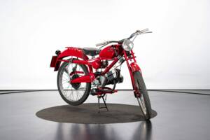 Immagine 6/50 di Moto Guzzi Motoleggera 65 (1951)