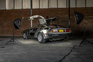 Image 13/66 of DeLorean DMC-12 (1981)