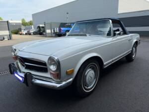 Image 1/19 of Mercedes-Benz 280 SL (1971)