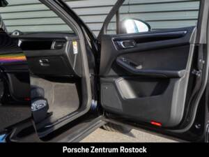 Image 20/31 de Porsche Macan S (2020)