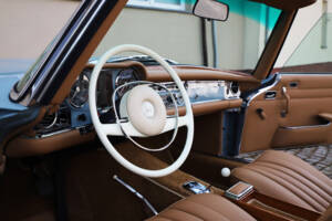 Bild 27/40 von Mercedes-Benz 280 SL (1970)