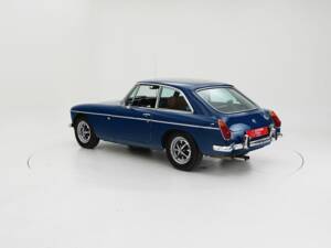 Immagine 4/15 di MG MGB GT (1973)