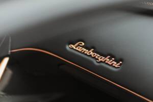 Image 45/68 of Lamborghini Sián FKP 37 (2021)