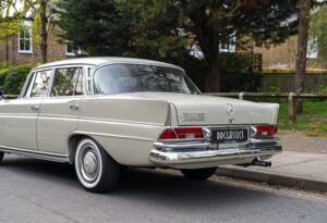 Bild 15/33 von Mercedes-Benz 300 SE (1965)