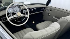 Image 40/51 of Mercedes-Benz 190 SL (1962)