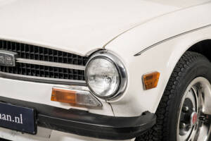 Afbeelding 23/50 van Triumph TR 6 (1973)