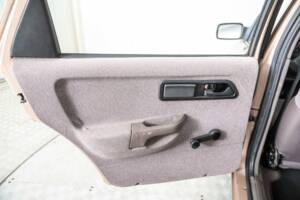 Bild 33/50 von Ford Sierra Diesel (1987)