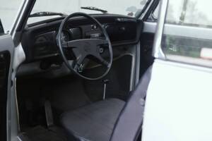 Image 17/37 of Volkswagen Beetle 1302 (1971)