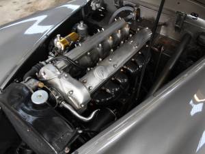Afbeelding 13/14 van Jaguar XK 120 OTS (1952)