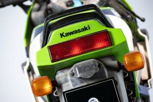 Image 12/36 of Kawasaki GPZ 600 R (1985)