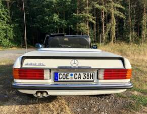 Image 3/5 of Mercedes-Benz 380 SL (1983)