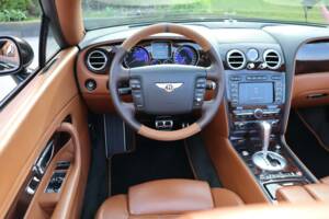 Image 15/50 of Bentley Continental GTC (2007)