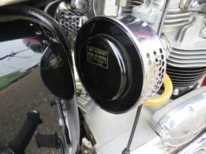 Image 19/50 de Triumph DUMMY (1970)
