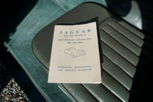 Image 22/26 of Jaguar XK 140 SE FHC (1955)