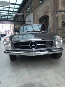 Afbeelding 4/51 van Mercedes-Benz 230 SL (1966)