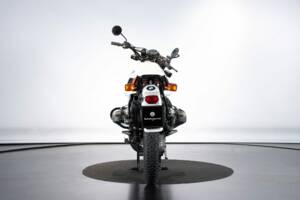 Bild 3/50 von BMW DUMMY (1986)