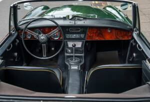 Image 18/29 of Austin-Healey 3000 Mk III (BJ8) (1967)