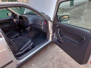 Image 16/25 of Saab 900 SE 2.0i 16V (1997)