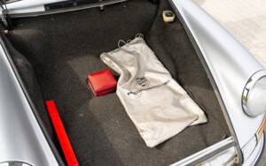 Image 36/40 of Porsche 911 2.2 S (1971)