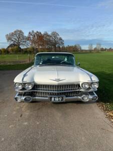 Image 7/56 of Cadillac Sedan DeVille (1959)