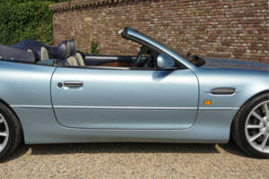 Bild 43/50 von Aston Martin DB 7 Vantage Volante (2000)