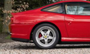 Bild 15/49 von Ferrari 550 Maranello (2000)